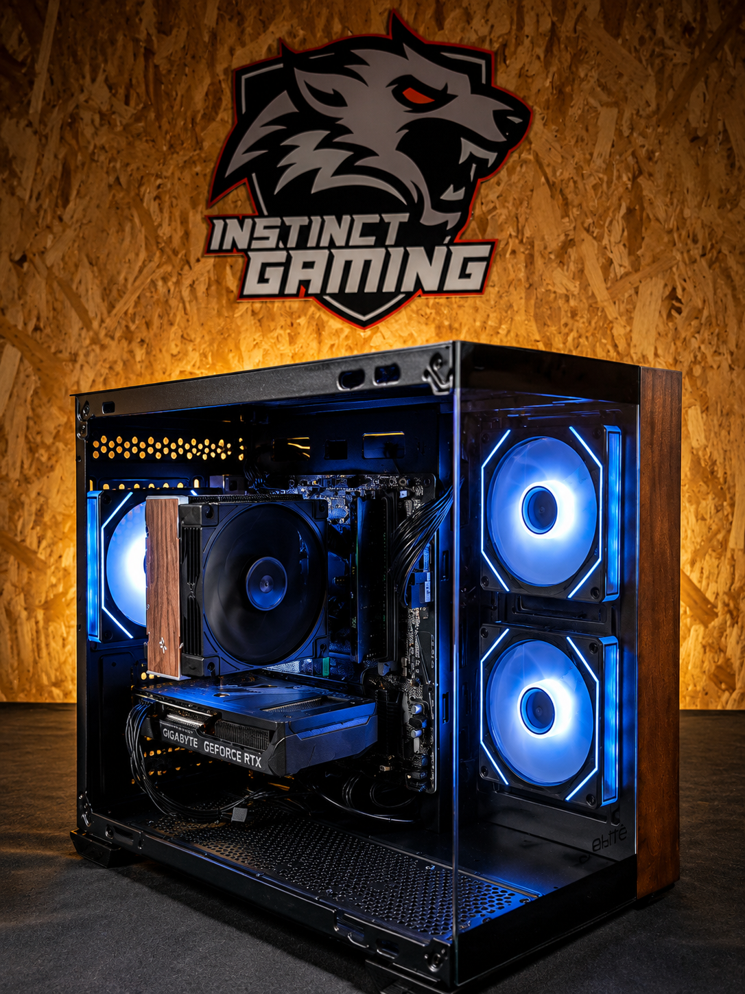 PC Gamer WOOD by instinct gaming